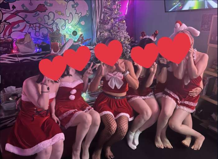 SUMMER  CHRISTMAS🧑‍🎄🌲❤️